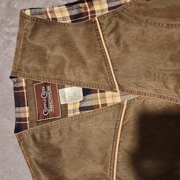 Cripple Creek Ranchwear Vest - Picture 6 of 6